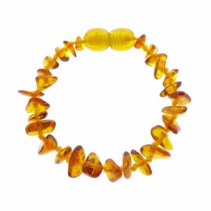 Honey amber chip baby bracelet - knotted with lock